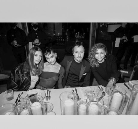 Zoe Kravitz art model image