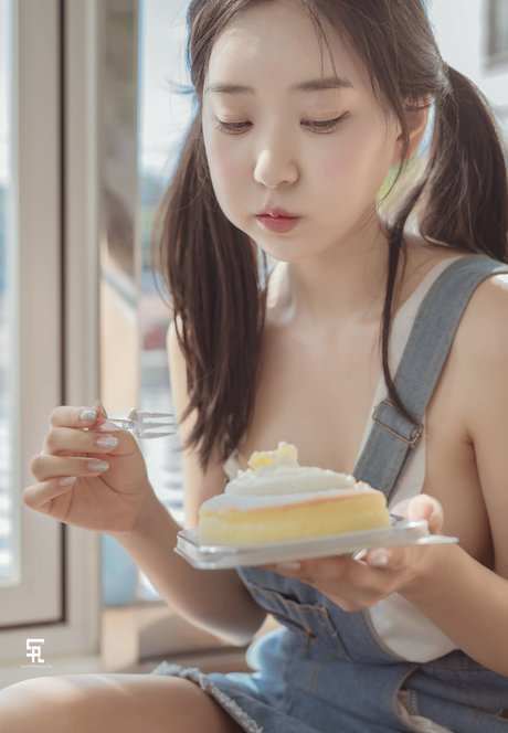 Zenny beautiful pornstar pic