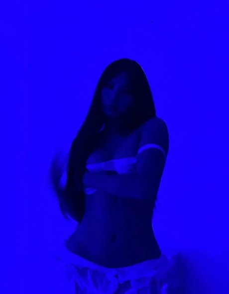 _estherng nice model photos