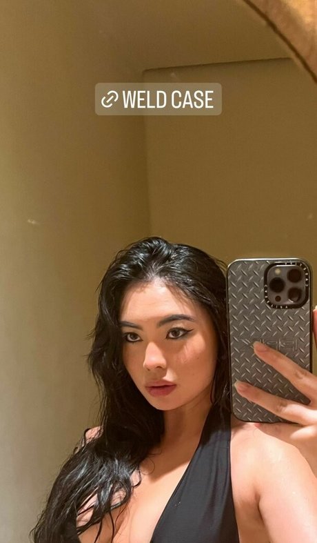 _estherng pornstar nude picture