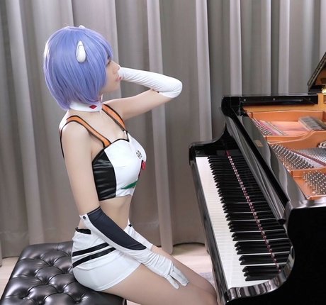 Rus Piano Profile pic