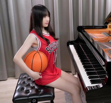 Rus Piano star high quality images