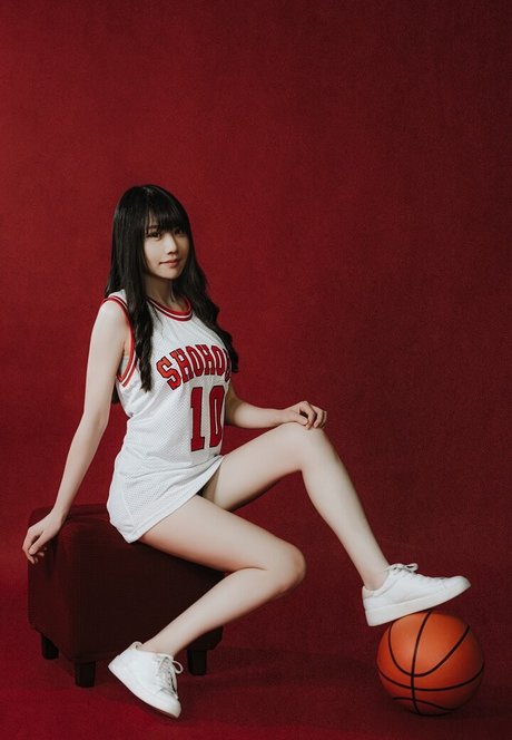 Rus Piano sexy star pic