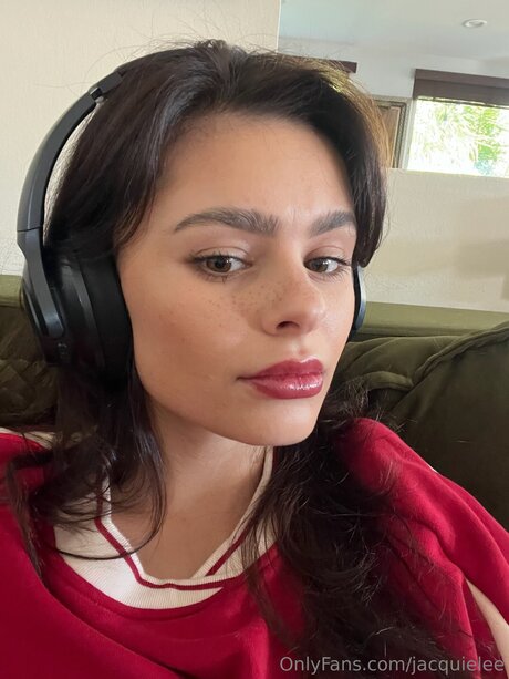 harperlee adult model picture