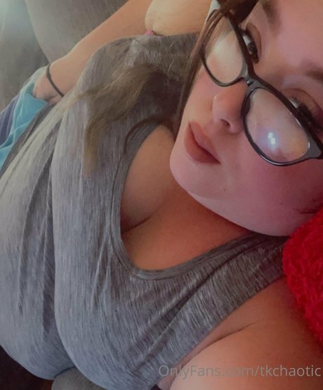 tkchaotic porn star image