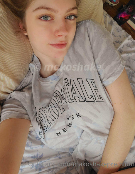 beautiful japanese onlyfans naked img