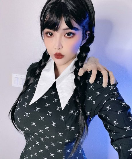 Hana Bunny model nudes pics