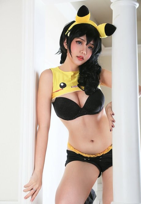 Hana Bunny star exclusive pictures