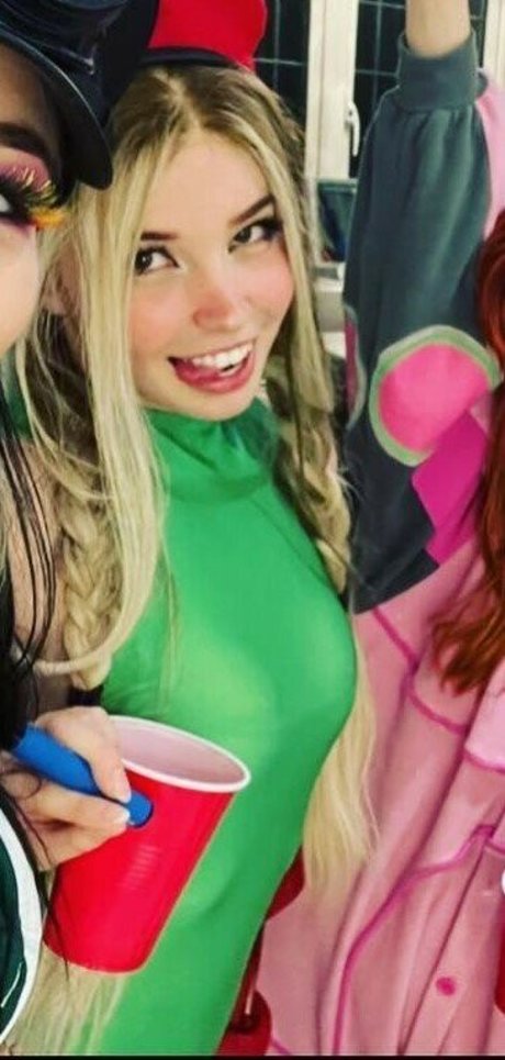 massive tits onlyfans porno img