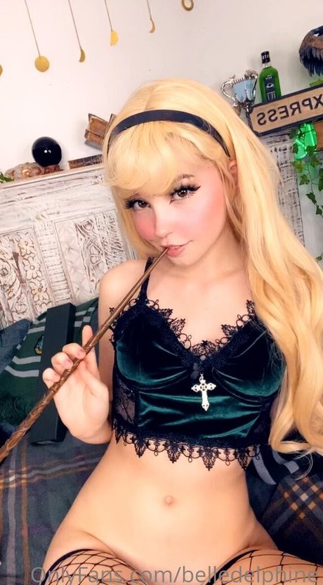 Belle Delphine hd model image