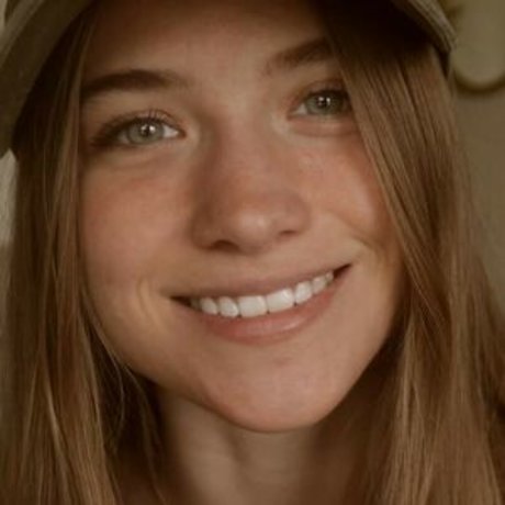 Cherie Lorraine exclusive actress img