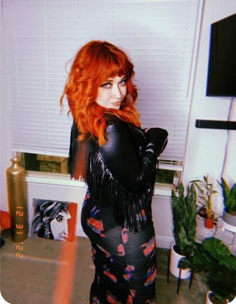 Koolysmiley naked pornstar photo