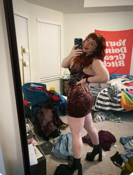 Koolysmiley adult star pic