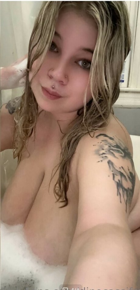 Cassosaurusrex nudes star pics