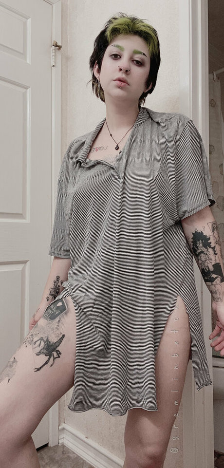 Gremlinbxtch nude pornstar images