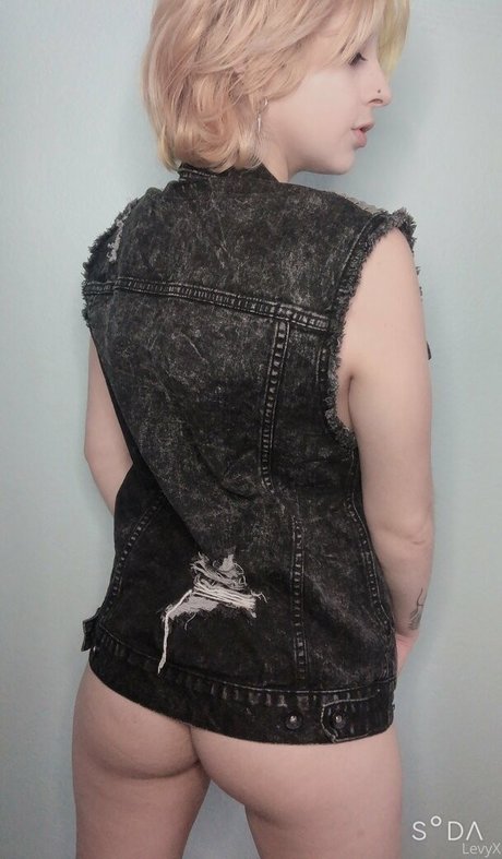 Gremlinbxtch top model photo