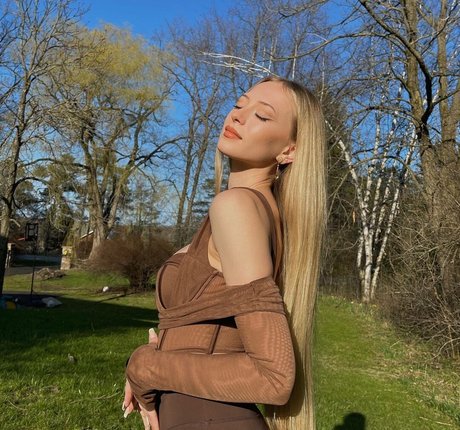 Sophia Diamond nice star gallery