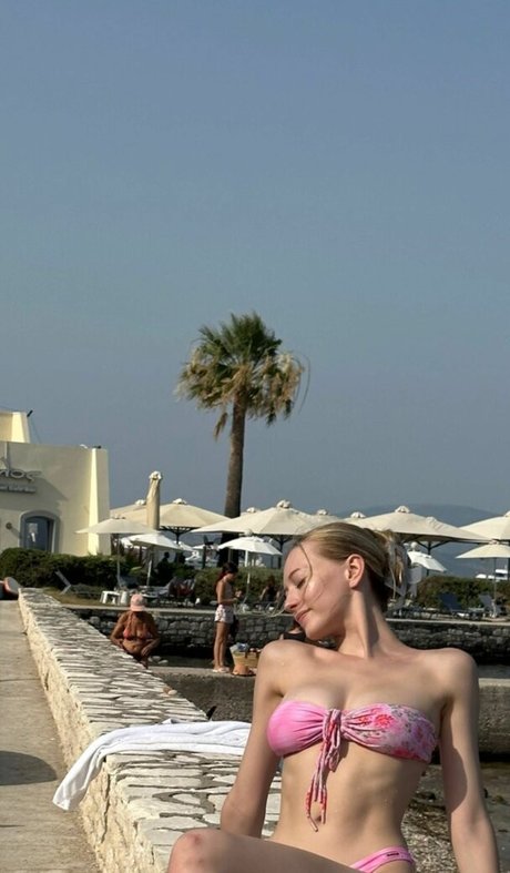 Sophia Diamond hot star img