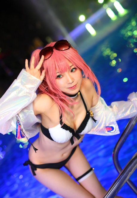 nawo019 star nude photos