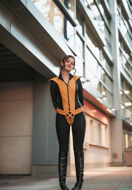 Mina Kess sex actress image