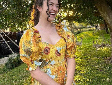 Mina Kess star nudes picture