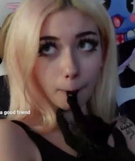 Iluvmeww nudes star images