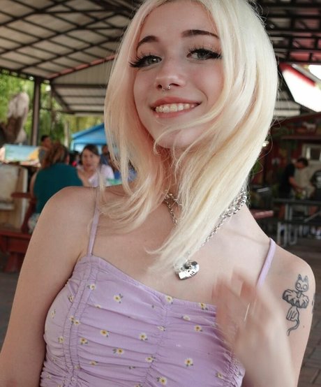 Iluvmeww model pretty galleries