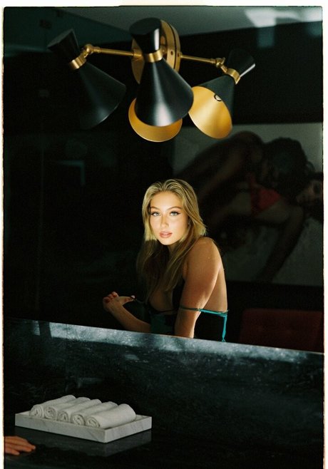 Heloise Hut high quality actress image