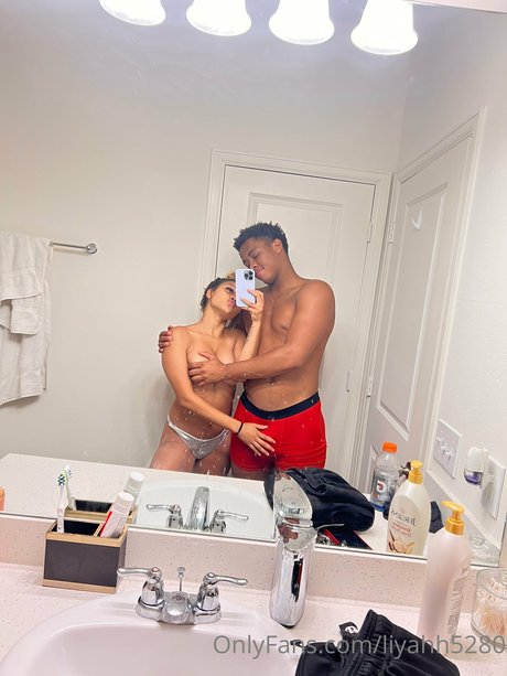 Aaliyah Duggan model xxx photo