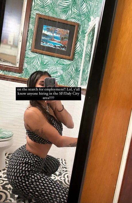 Noheli_ model xxx image