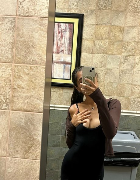 natural tits onlyfans beautiful xxx pics