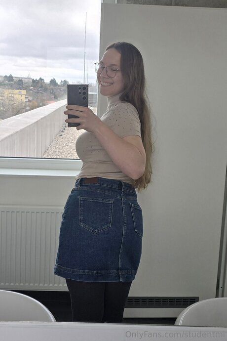 Studentmi nude star picture