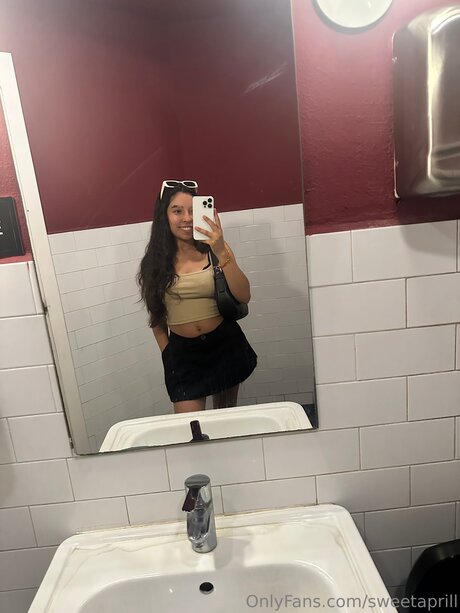 Sweetaprill star perfect img