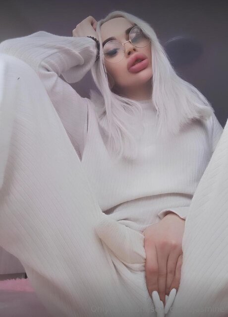 Sexycurvejasmine porn star img