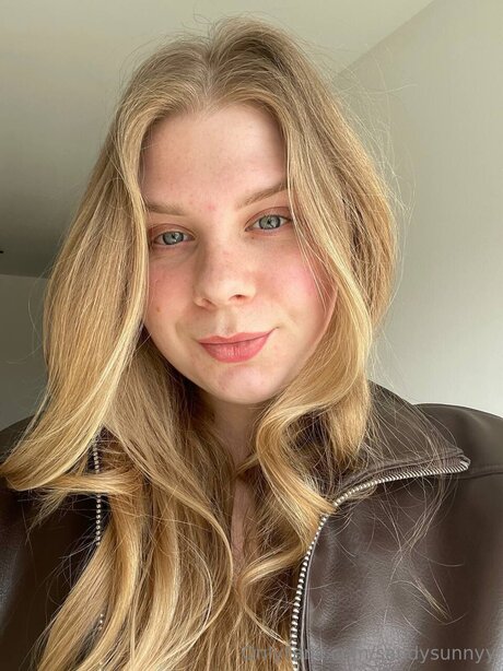 Sandysunnyy exclusive star img