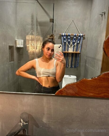 Saren model porn gallery