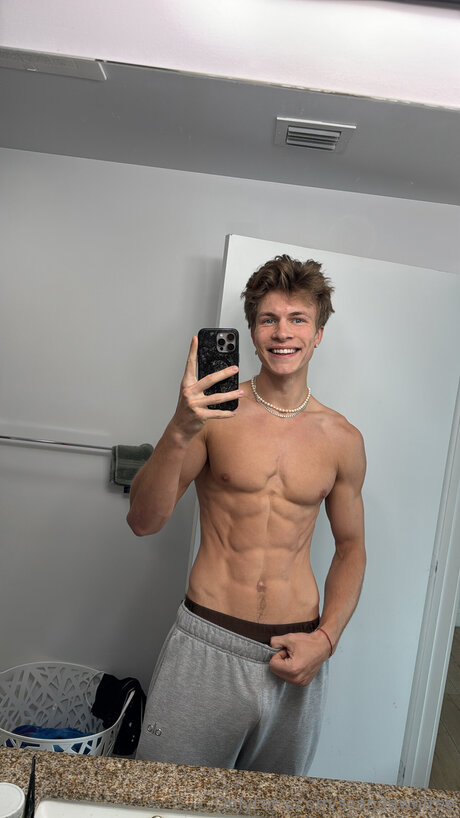 Seandawnfree pretty pornstar gallery