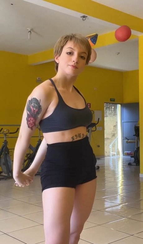 Akemy Sama star pornographic photo