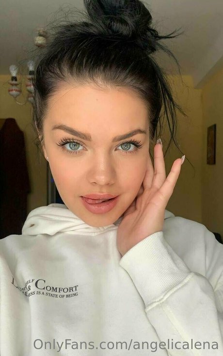 angelicalena naked actress gallery