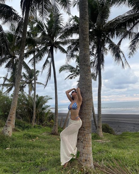 tiny ass onlyfans xxx image