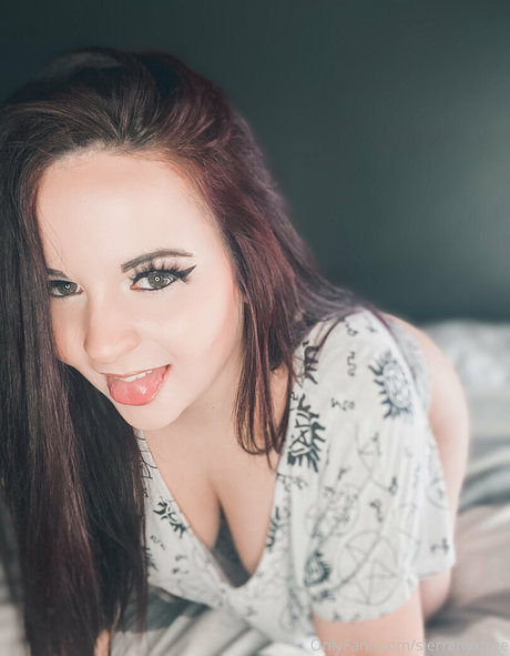 sierranyxfree art model photo