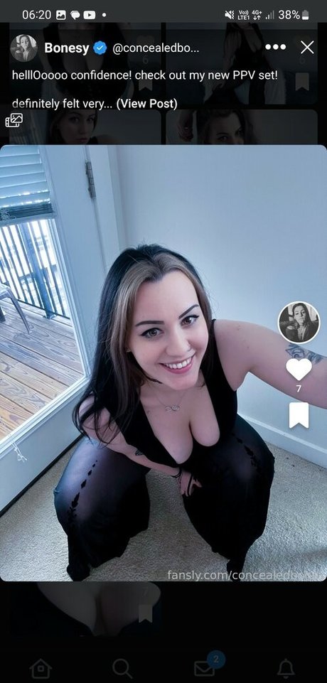 ConcealedBones model nudes picture