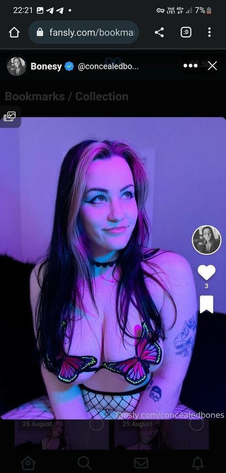 ConcealedBones sexy model gallery