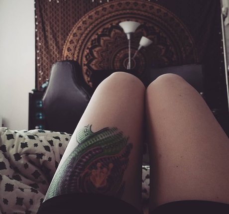 ConcealedBones pornstar erotic gallery