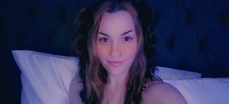 ConcealedBones nudes actress images