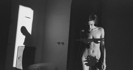 Luna Blaise pretty actress photos