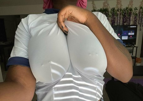 emomask sex actress picture