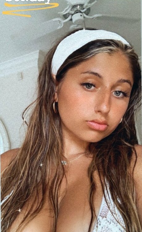 Julia Olivia model hot gallery