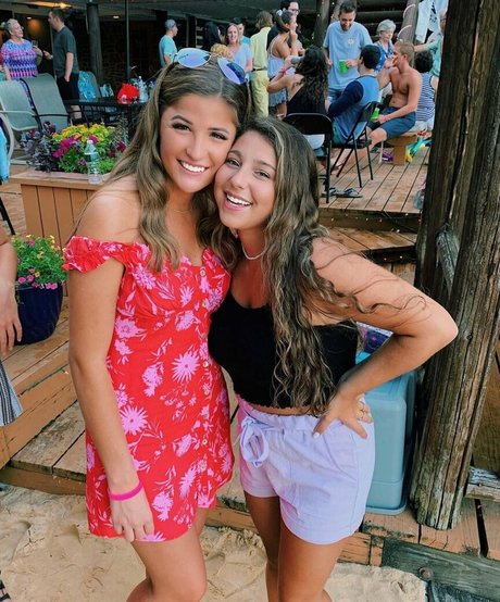 Julia Olivia pornstar art archive