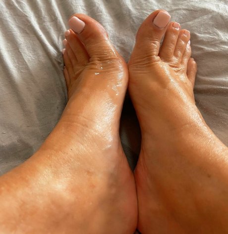 brunette teen onlyfans hot gallery